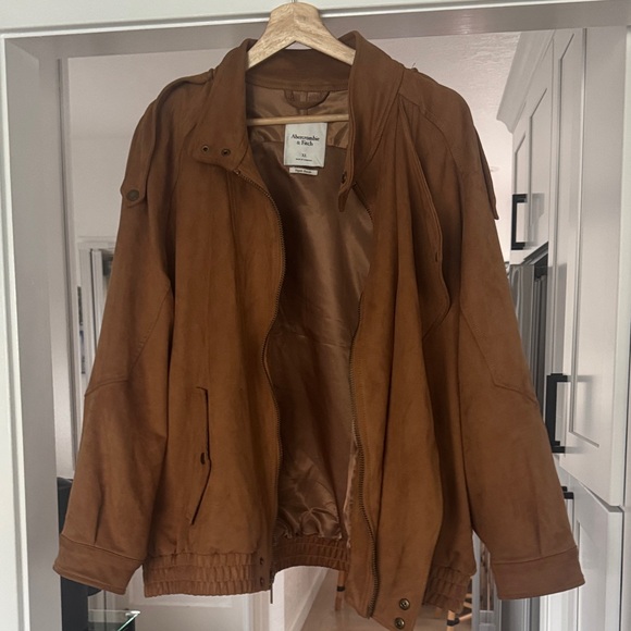 Abercrombie & Fitch Jackets & Blazers - Abercrombie & Fitch Vegan Suede  Tan Jacket